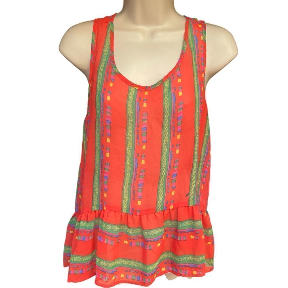 ’Everly: Debbie Tank, Red Sheer Light Ruffle Ham PTP 18’ L 23.